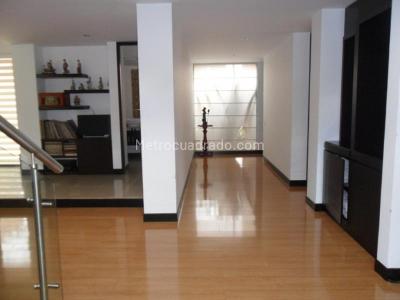 Casa de 3 alcobas en venta en Guaymaral, Bogotá, 1400 m² · foto 8 de 18
