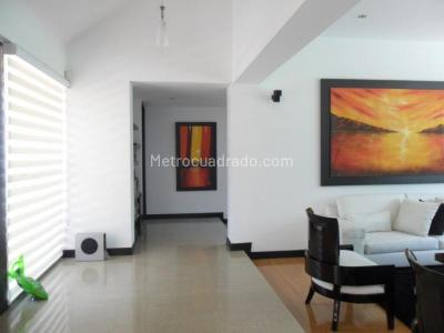 Casa de 3 alcobas en venta en Guaymaral, Bogotá, 1400 m² · foto 10 de 18