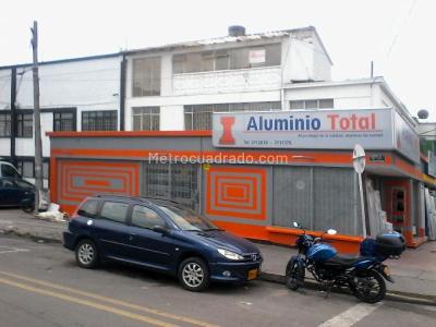Casa de 5 alcobas en venta en Los Alcazares, Bogotá, 376 m² · foto 9 de 11