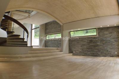 Casa de 4 alcobas en venta en Chico Reservado, Bogotá · foto 7 de 14