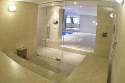 Casa de 4 alcobas en venta en Chico Reservado, Bogotá · foto 11 de 14