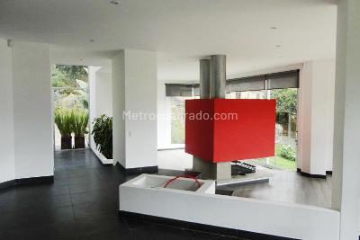 Casa de 4 alcobas en venta en Torca, Bogotá, 900 m² · foto 2 de 20