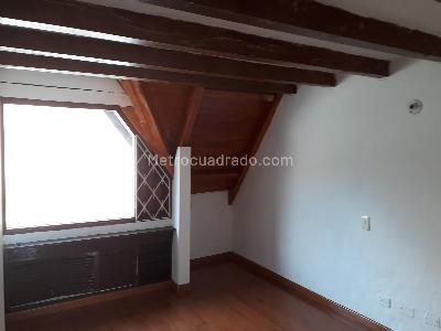 Casa de 4 alcobas en venta en Colina Campestre, Bogotá, 275 m² · foto 3 de 20