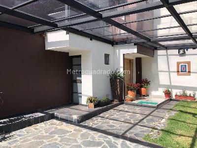 Casa de 5 alcobas en venta en La Calera, La Calera, 680 m² · foto 19 de 20