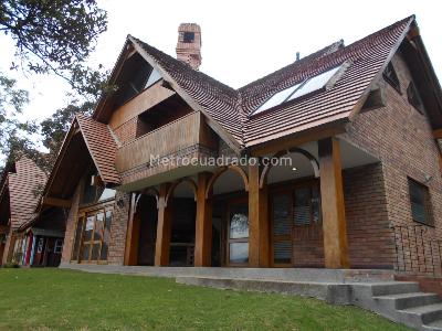 Casa de 5 alcobas en venta en Cerros De Suba, Bogotá, 378 m² · foto 6 de 8