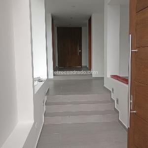 Casa de 4 alcobas en venta en La Calera, La Calera, 450 m² · foto 3 de 20