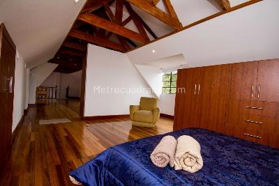 Casa de 5 alcobas en venta en Galerias, Bogotá, 450 m² · foto 2 de 20