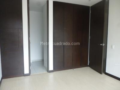 Apartamento en venta en Santa Barbara, Bogotá · foto 10 de 18