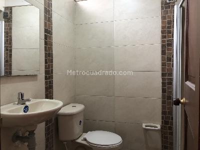 Casa de 5 alcobas en venta en Teusaquillo, Bogotá, 565 m² · foto 9 de 17