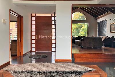 Casa de 4 alcobas en venta en La Calera, La Calera, 500 m² · foto 2 de 20