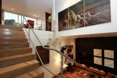 Casa de 4 alcobas en venta en Cerros De Niza, Bogotá, 911 m² · foto 13 de 20