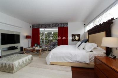 Casa de 4 alcobas en venta en Cerros De Niza, Bogotá, 911 m² · foto 18 de 20