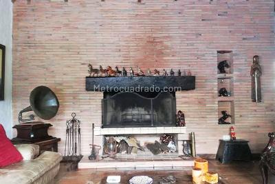 Casa de 5 alcobas en venta en La Calera, Bogotá, 380 m² · foto 8 de 19