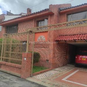 Casa de 5 alcobas en venta en Monaco, Bogotá, 506 m² · foto 6 de 20