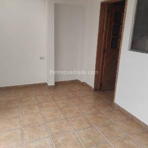 Casa de 5 alcobas en venta en Monaco, Bogotá, 506 m² · foto 9 de 20