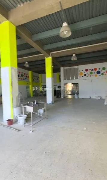Local Comercial en Arriendo, Soacha, Soacha - More