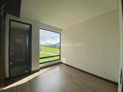 Casa de 4 alcobas en venta en La Calera, La Calera, 278 m² · foto 14 de 20
