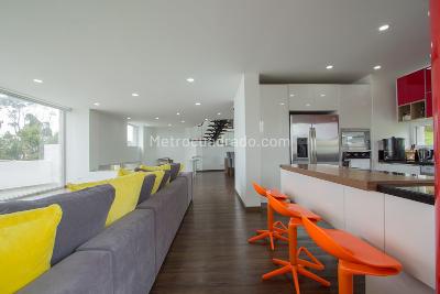 Casa de 4 alcobas en venta en Bosque Del Encenillo, La Calera, 400 m² · foto 7 de 20