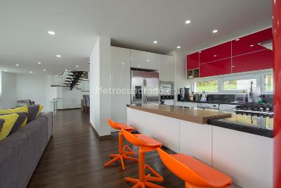 Casa de 4 alcobas en venta en Bosque Del Encenillo, La Calera, 400 m² · foto 8 de 20
