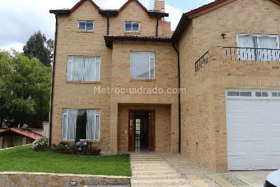Casa de 5 alcobas en venta en Chia, Chía, 540 m² · foto 2 de 20
