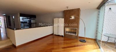 Casa de 4 alcobas en arriendo en Santa Paula, Bogotá, 285 m² · foto 2 de 20