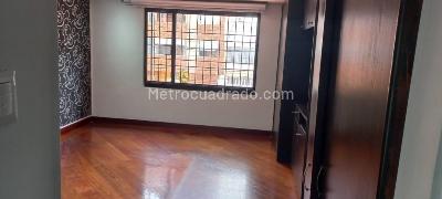 Casa de 4 alcobas en arriendo en Santa Paula, Bogotá, 285 m² · foto 14 de 20