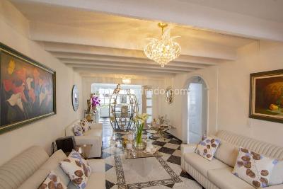 Casa de 5 alcobas en venta en Americas Occidental, Bogotá, 280 m² · foto 2 de 20