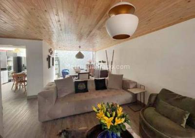 Casa de 5 alcobas en venta en Mandalay I Sector, Bogotá, 284 m² · foto 5 de 20