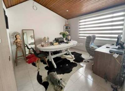 Casa de 5 alcobas en venta en Mandalay I Sector, Bogotá, 284 m² · foto 20 de 20