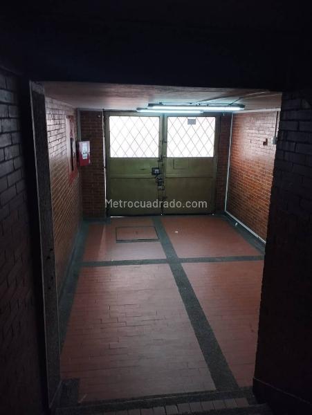 Edificio de Apartamentos en Arriendo, San Jose Sur, Bogotá D.C. - Widok 2