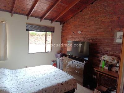 Casa de 4 alcobas en venta en Casa Blanca Sector Suba, Bogotá, 1499 m² · foto 8 de 20
