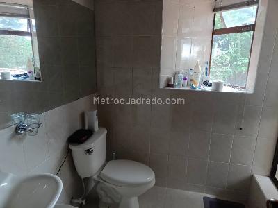 Casa de 4 alcobas en venta en Casa Blanca Sector Suba, Bogotá, 1499 m² · foto 13 de 20