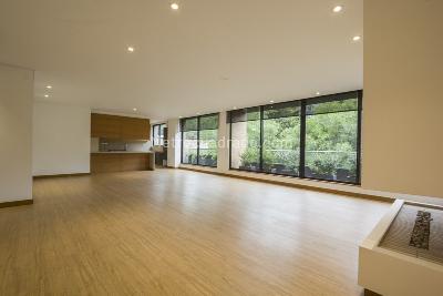 Apartamento en venta en Santa Barbara Alta, Bogotá · foto 3 de 20