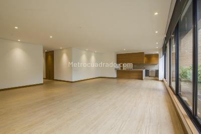 Apartamento en venta en Santa Barbara Alta, Bogotá · foto 4 de 20