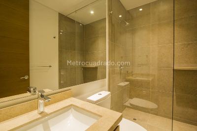 Apartamento en venta en Santa Barbara Alta, Bogotá · foto 8 de 20