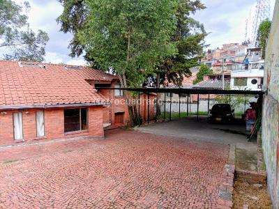 Casa de 4 alcobas en venta en Casa Blanca Sector Suba, Bogotá, 1499 m² · foto 3 de 20