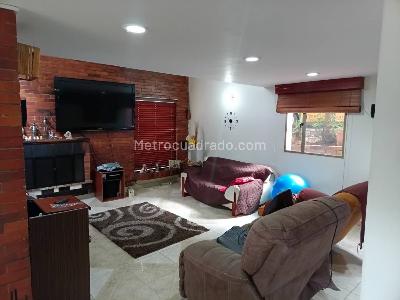 Casa de 4 alcobas en venta en Casa Blanca Sector Suba, Bogotá, 1499 m² · foto 13 de 20