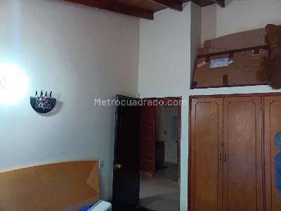 Casa de 4 alcobas en venta en Casa Blanca Sector Suba, Bogotá, 1499 m² · foto 18 de 20