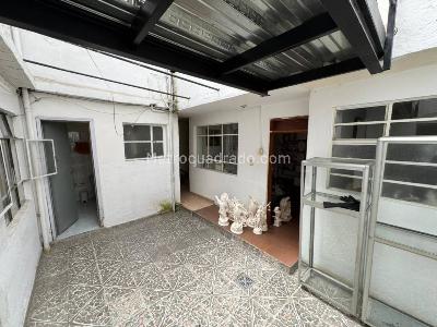 Casa de 5 alcobas en venta en Libertador Quiroga, Bogotá, 213 m² · foto 4 de 14