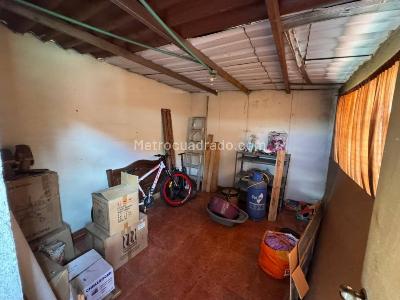Casa de 5 alcobas en venta en Libertador Quiroga, Bogotá, 213 m² · foto 13 de 14