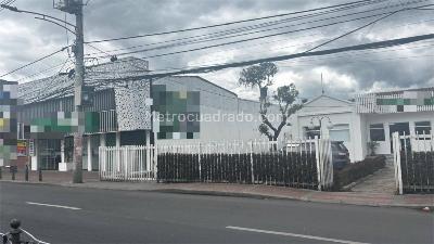 Casa de 5 alcobas en venta en Chia, Chía, 900 m² · foto 2 de 20