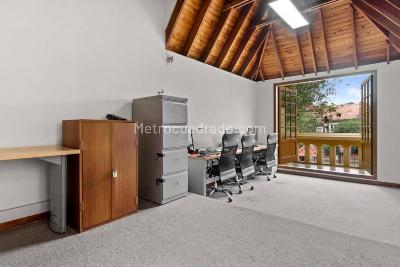 Casa de 5 alcobas en venta en La Magdalena, Bogotá, 960 m² · foto 7 de 15
