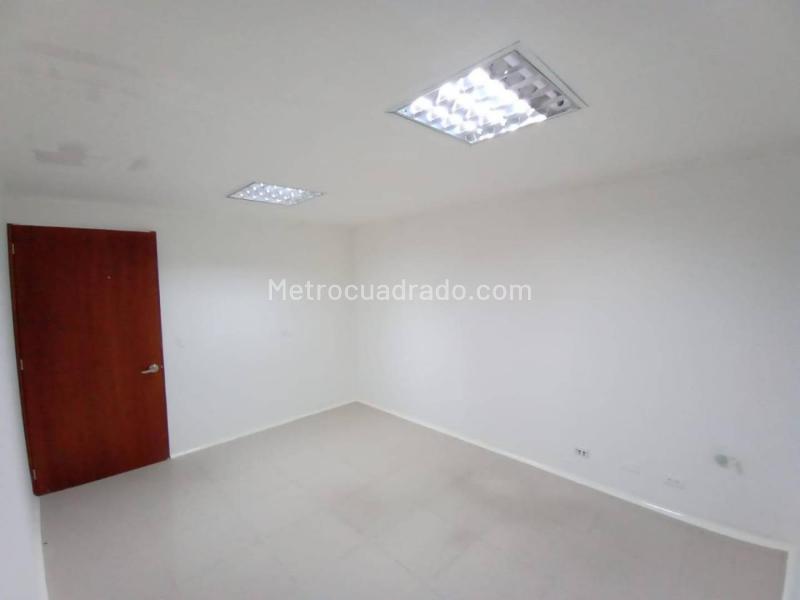 Local Comercial en Arriendo, Siata, Chía - Więcej