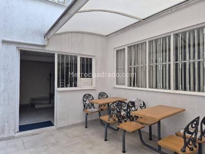 Casa en arriendo en Polo Club, Bogotá · foto 15 de 16