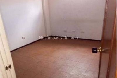 Casa de 5 alcobas en venta en Tunjuelito, Bogotá, 250 m² · foto 10 de 15