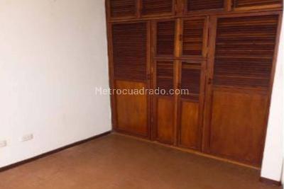 Casa de 5 alcobas en venta en Tunjuelito, Bogotá, 250 m² · foto 13 de 15