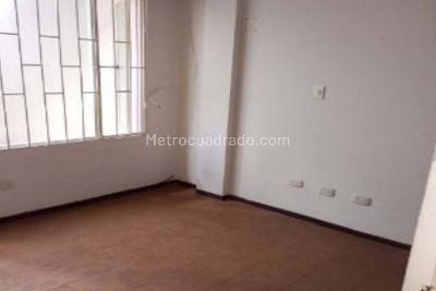 Casa de 5 alcobas en venta en Tunjuelito, Bogotá, 250 m² · foto 14 de 15