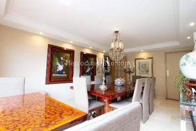 Apartamento de 3 alcobas en venta en Chico Norte Ii, Bogotá, 242 m² · foto 8 de 20