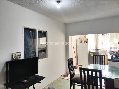 Casa de 5 alcobas en venta en Salitre Suba, Bogotá, 86 m² · foto 3 de 9