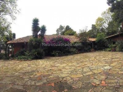 Casa de 5 alcobas en venta en Colinas De Suba, Bogotá · foto 8 de 15